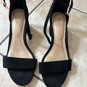 Aldo Black Villarosa Suede Block Heel Sandal - great condition